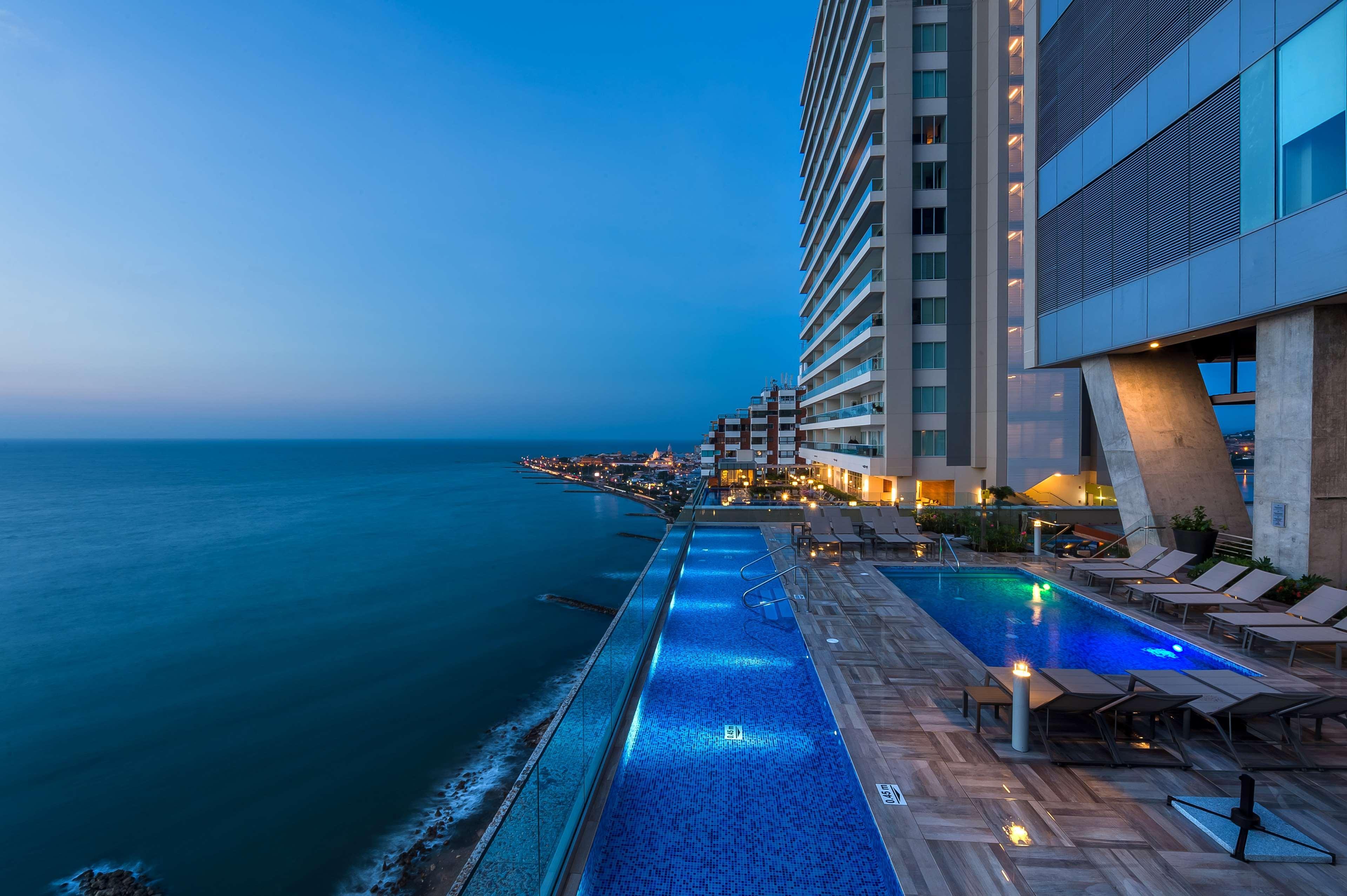 Hyatt Regency Cartagena Hotel Exterior foto Infinity pool at the Four Seasons Hotel, Beirut