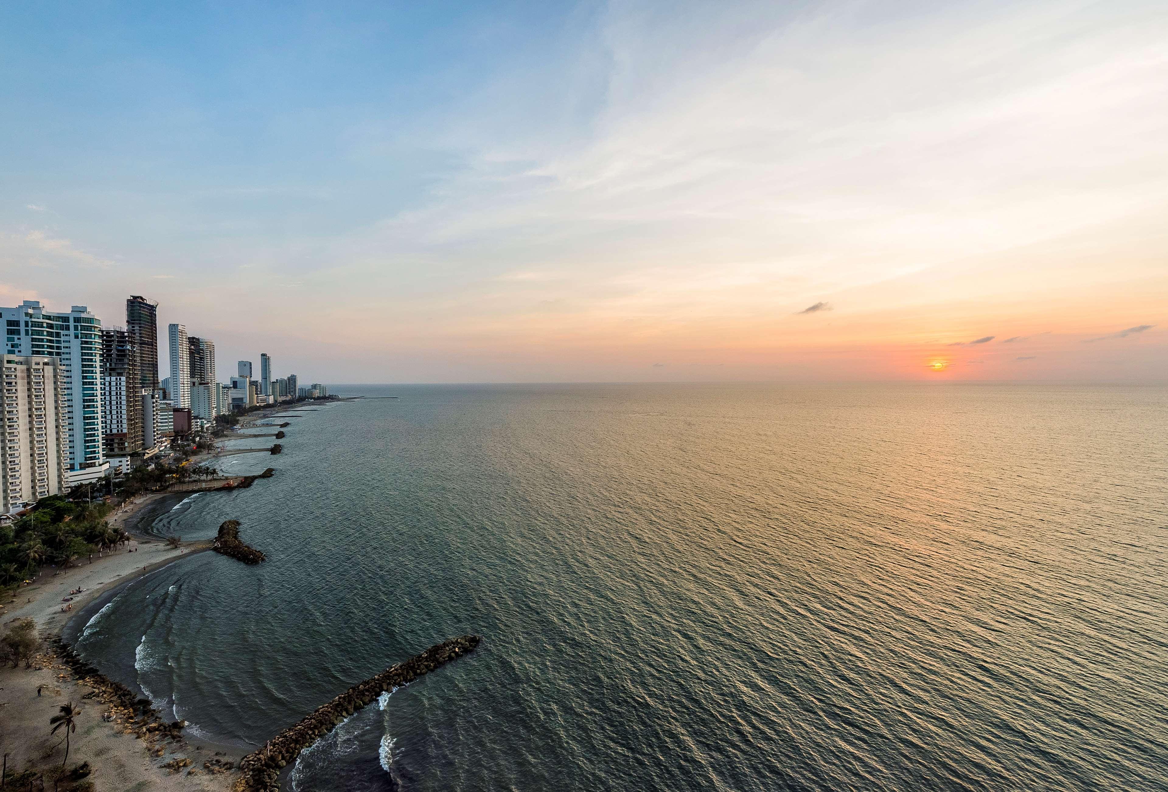 Hyatt Regency Cartagena Hotel Exterior foto Sunset at Pattaya Beach